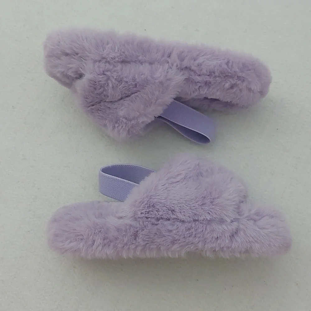 CAT & JACK Cozy Lavender Purple Fuzzy Girl's Slippers NWOT